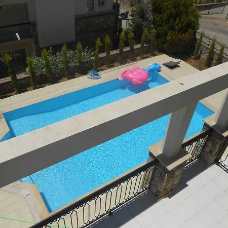 فيلة Ozum Ovacik Fethiye
